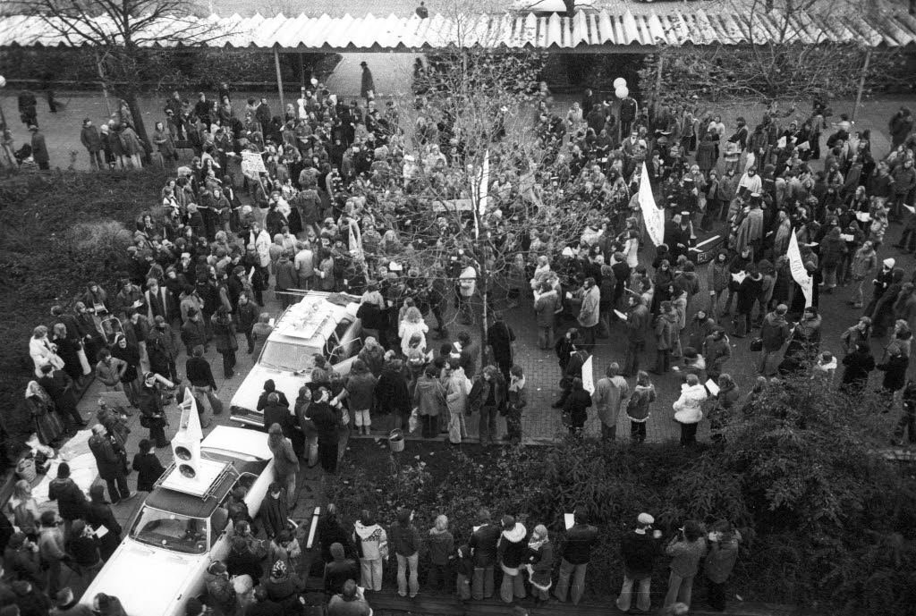 Demonstration gegen den Bau des Kernkraftwerks Brokdorf